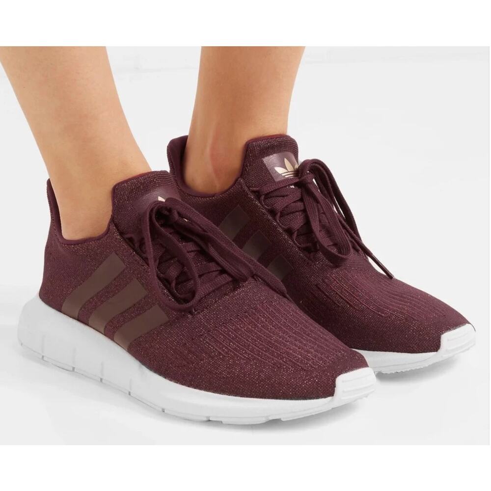 Adidas swift run glitter burgundy lace up sneaker shoes‎  women's size 6